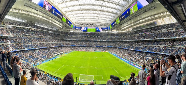Real Madrid og Apple planlegger en "Infinite Bernabéu" i metaverse: Se kamper hjemmefra som om du var derApple