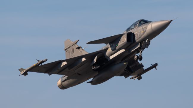Tsjekkia vurderer å forlenge Gripen-leasingavtalen før F-35 ankommer