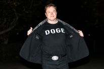 media/63/elonmuskscale_4536353t.jpg