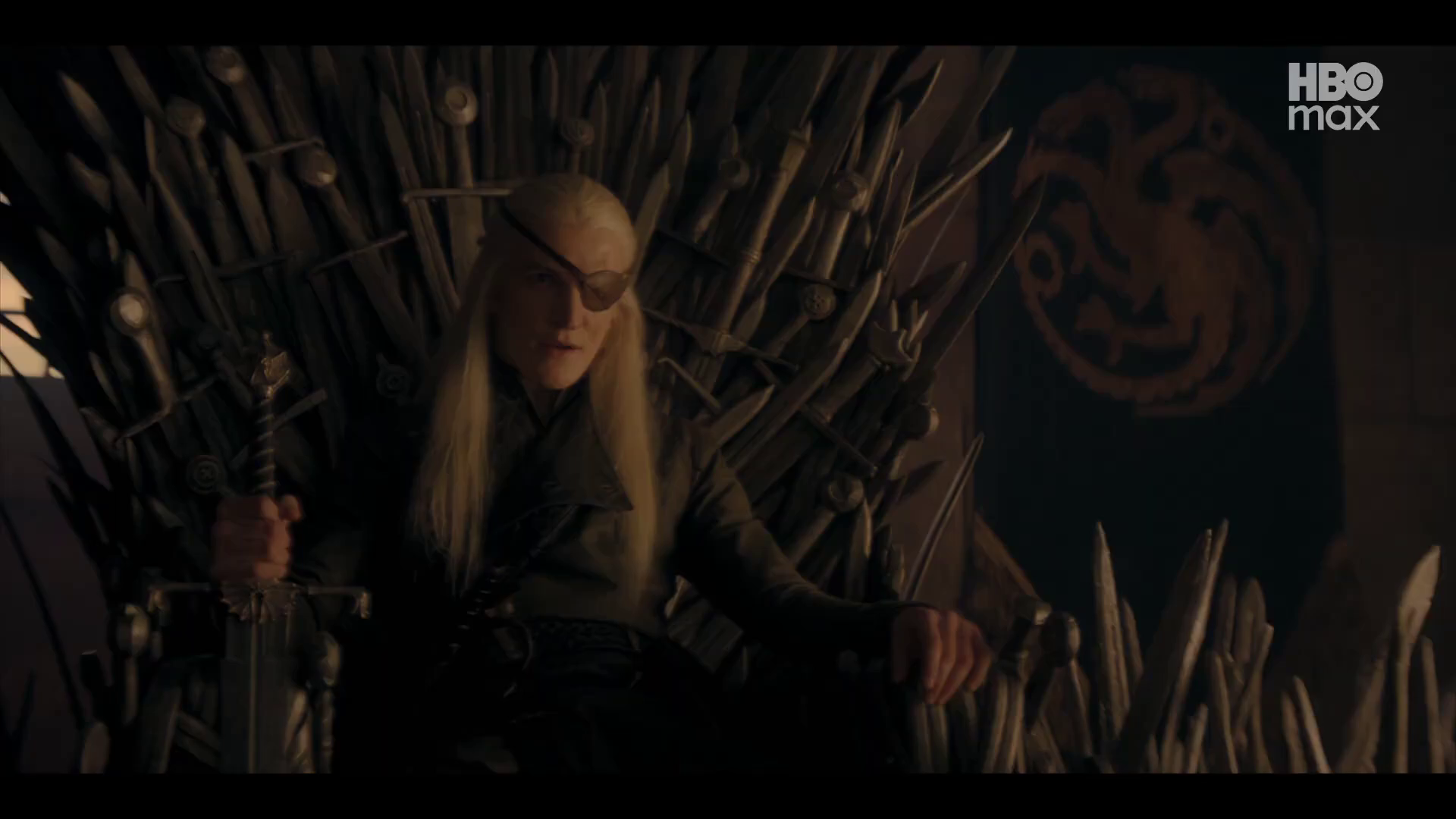 Svik, drager og abdikasjon er temaet i House of the Dragons tredje sesong	