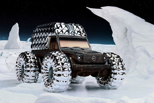Mercedes-Benz har slått seg sammen med Moncler for moon buggy-lignende G Wagen