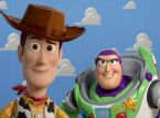 Toy Story 5 sin teasertrailer viser Buzz og Woody med et nettbrett kalt Lilypad