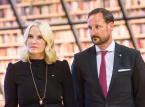 Norges kronprinsesse Mette-Marit sier hun ble "manipulert og lurt" av Epstein