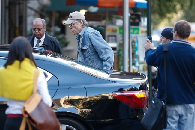 Stephen King advarer mot Trump på X