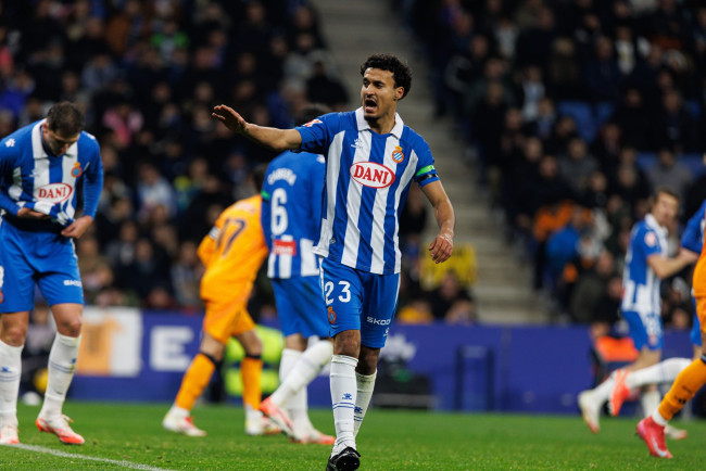 Antirasismeprotokollen ble aktivert i LaLiga-kampen mellom Elche og Espanyol da Rafa Mir fornærmet Omar El Hilali