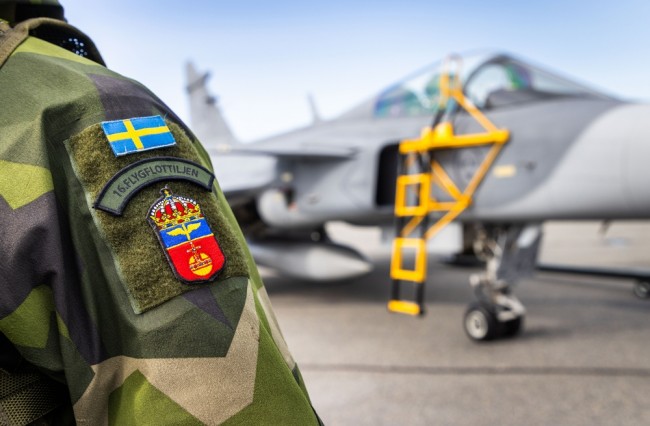 Sverige fremskynder utrullingen av tyske missiler til Gripen-jagerflyene