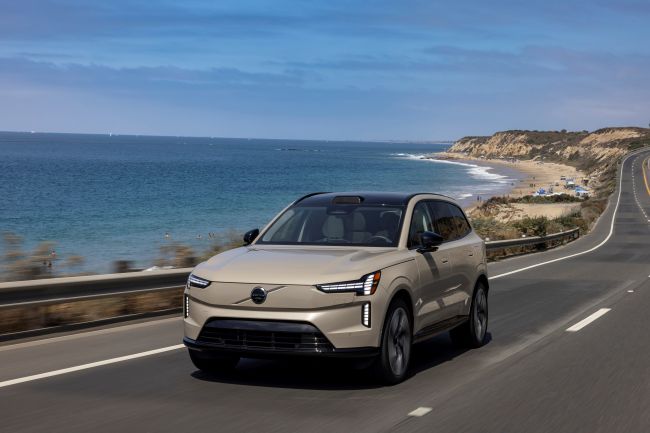 Volvo nedjusterer målene for elektrifisering og sikter mot 90 % hybrid- eller elbilsalg innen 2030