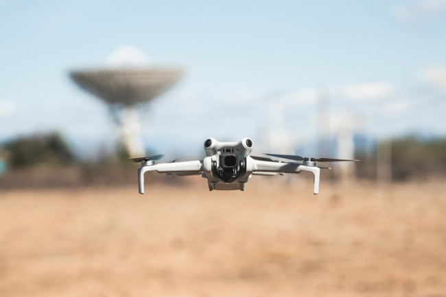 USA blokkerer godkjenninger av nye dronemodeller fra DJI og andre utenlandske produsenter