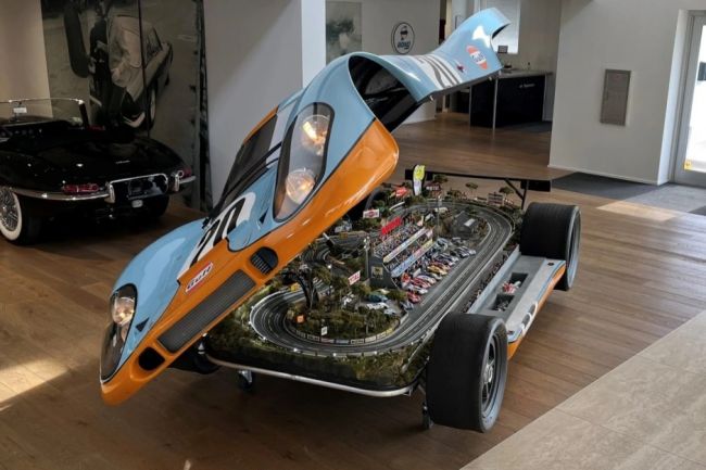 Denne spilleautomaten er montert i Porsche 917 fra Le Mans