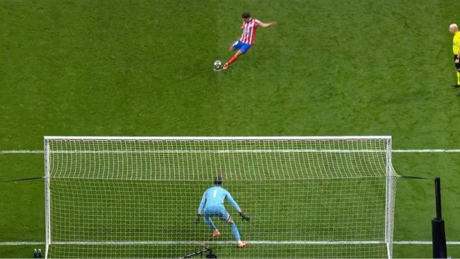 Hvorfor ble Julián Álvarez' straffespark mot Real Madrid annullert?