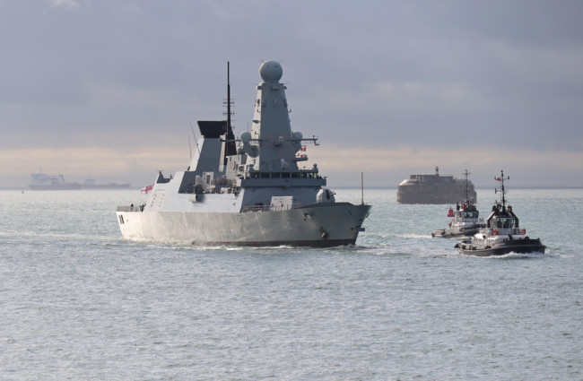 Storbritannia vurderer å sende en destroyer fra Royal Navy til Kypros