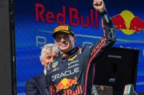 media/80/maxverstappenbreaks_4658073t.jpg