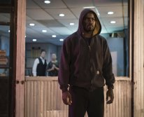 media/81/lukecage_1_1888143t.jpg