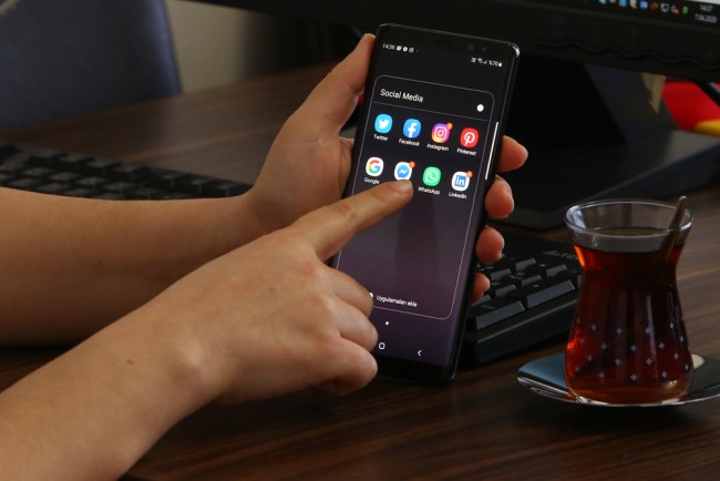 Tyrkia begrenser de største sosiale medieplattformene