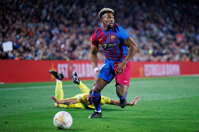 West Ham-treneren forbyr Adama Traoré å gå på treningsstudio, "han er allerede tung nok"
