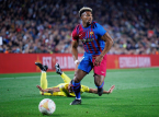 West Ham-treneren forbyr Adama Traor&eacute; &aring; g&aring; p&aring; treningsstudio, "han er allerede tung nok"
