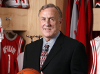 NBA-trener Rick Adelman, som sto bak mer enn 1700 kamper mellom 1970-tallet og 2014, d&oslash;r 79 &aring;r gammel