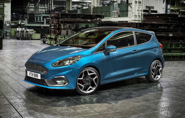 Ford jobber offisielt med en 