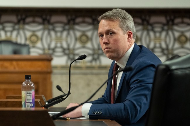 USA holder hemmelige fredssamtaler mellom Russland og Ukraina i Abu Dhabi