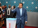 Verdens eldste president sikter mot en ny periode i det historiske valget i Kamerun