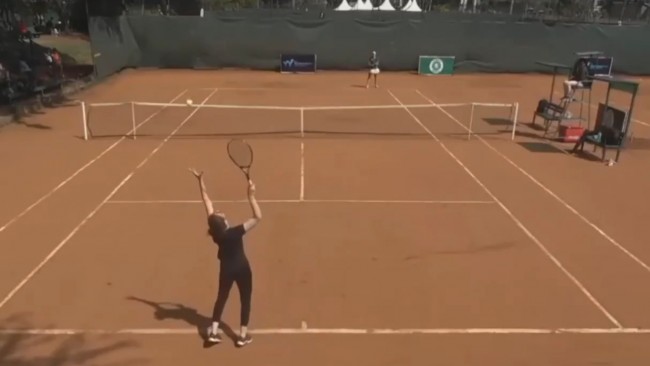 Tennis Kenya reagerer på viral kamp om uerfaren spiller i en profesjonell turnering