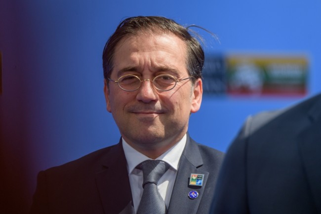 Spania tar opp igjen kravet om en europeisk hær etter at Grønlandskonflikten setter EUs samhold på prøve