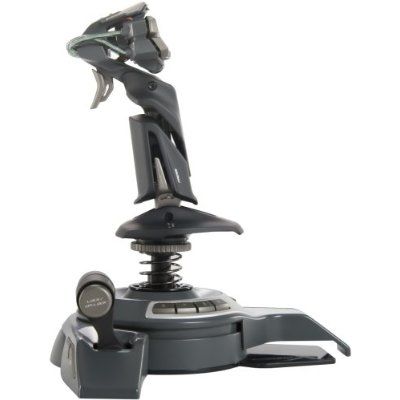 Test: Saitek Cyborg X - Joystick for flyentusiastene