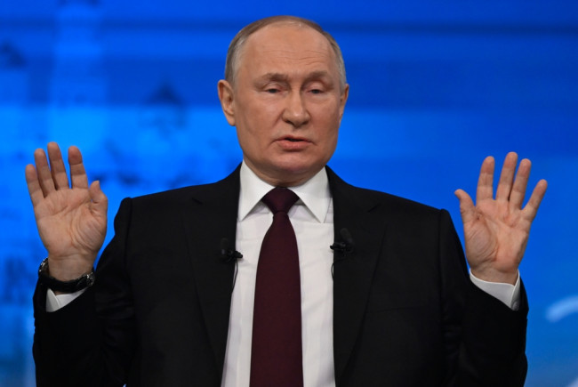 Russland innleder massivt droneangrep mot Ukraina