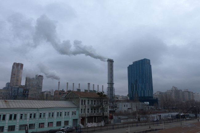 Russisk droneangrep rammer energianlegg i Odesa og utløser strømbrudd