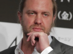 Historien om filmregissøren som svindlet til seg millioner fra Netflix og brukte dem på gambling, kryptovaluta og Ferrari.